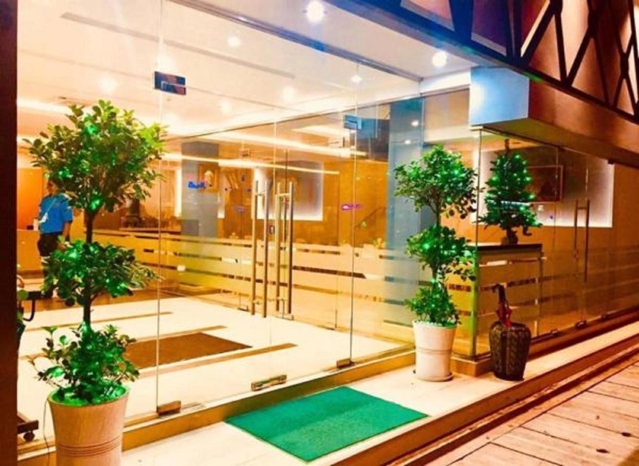 Eastern Hotel Yangon Luaran gambar