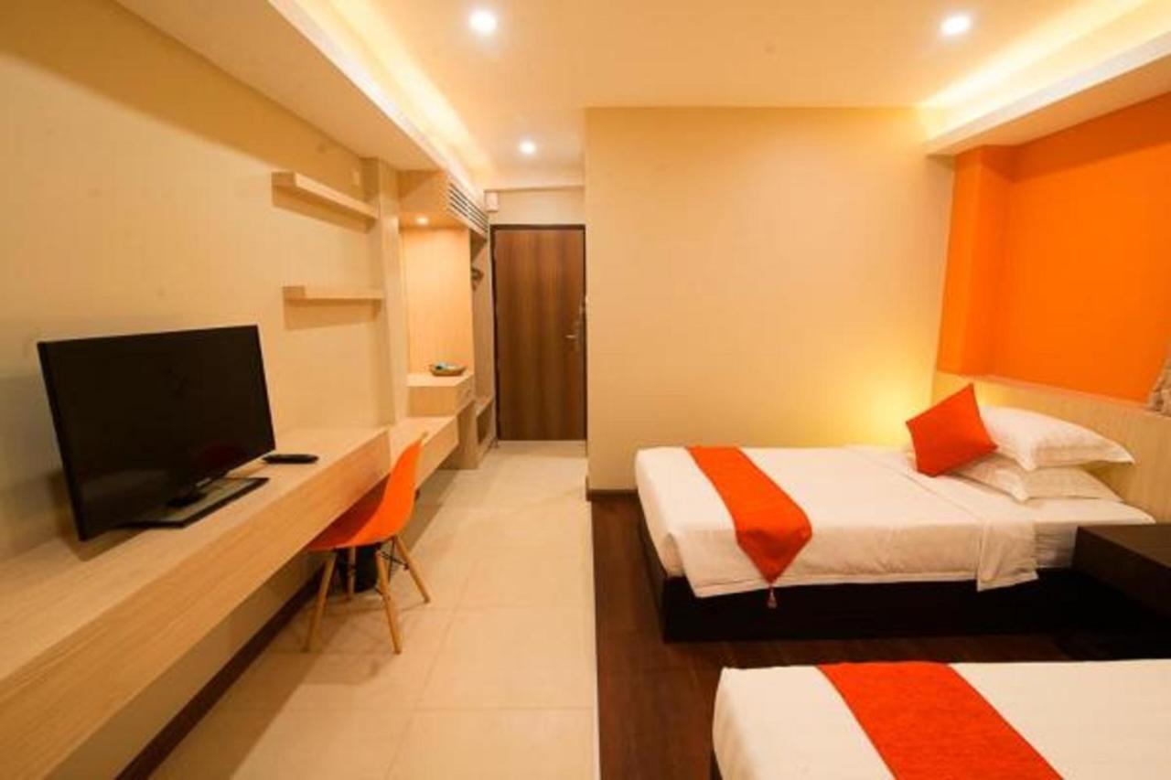 Eastern Hotel Yangon Luaran gambar